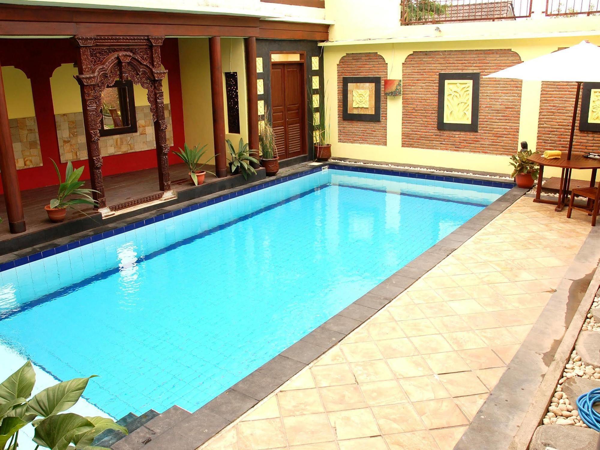 Oyo 326 Ndalem Padma Asri Residence Sleman  Exterior photo
