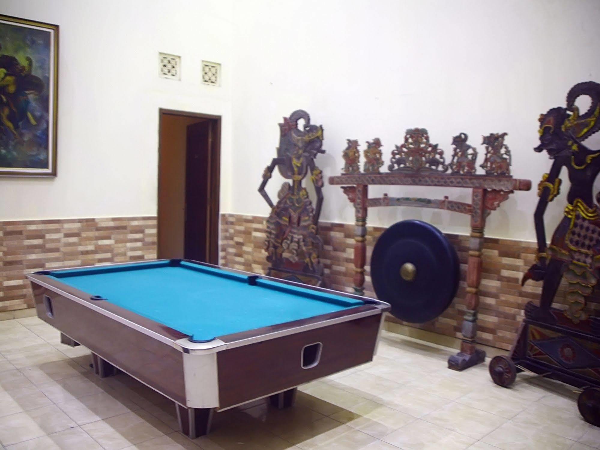 Oyo 326 Ndalem Padma Asri Residence Sleman  Exterior photo