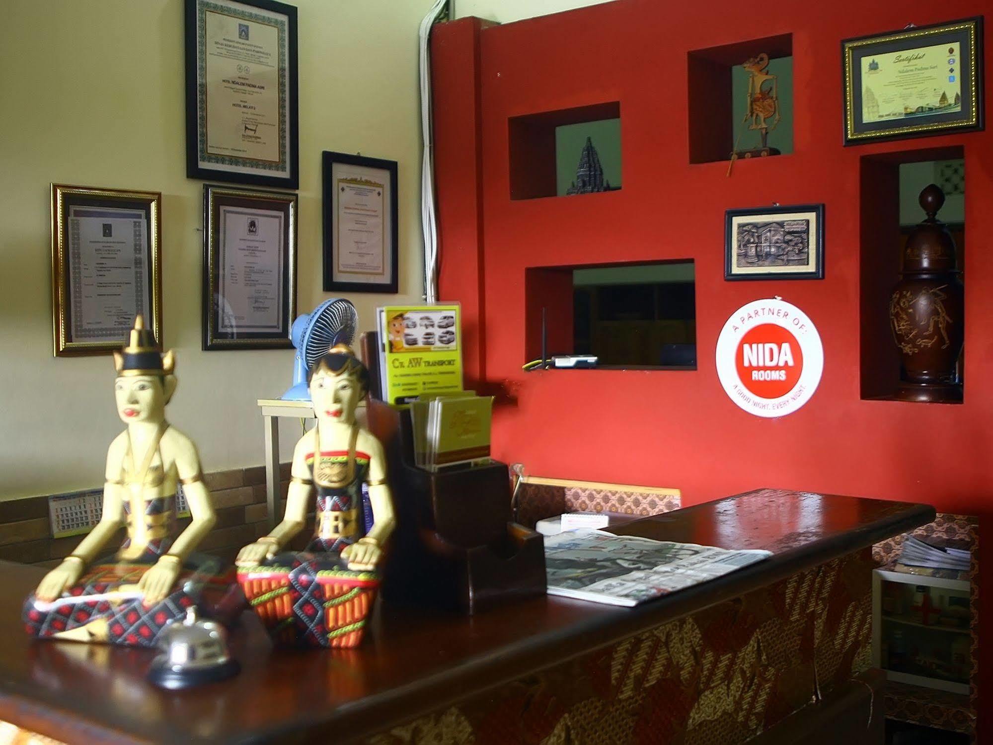 Oyo 326 Ndalem Padma Asri Residence Sleman  Exterior photo